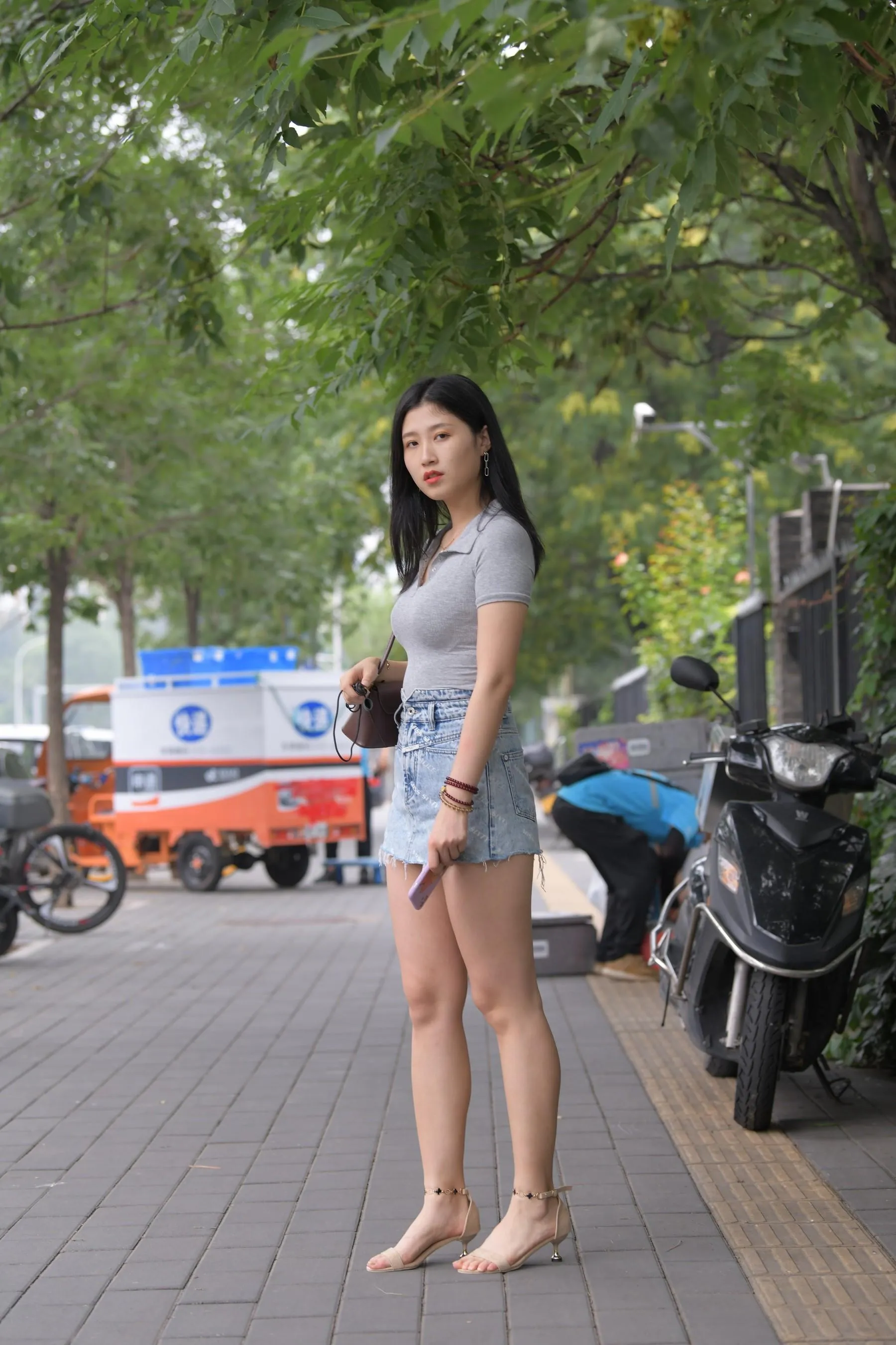 魔镜街拍 NO.169 一只麋鹿摄影-牛仔短裙美女 [235P]插图9